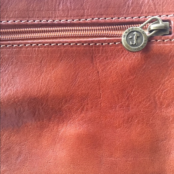 🚫SOLD🚫Vera Pelle Authentic Crossbody Leather Bag - Picture 5 of 6